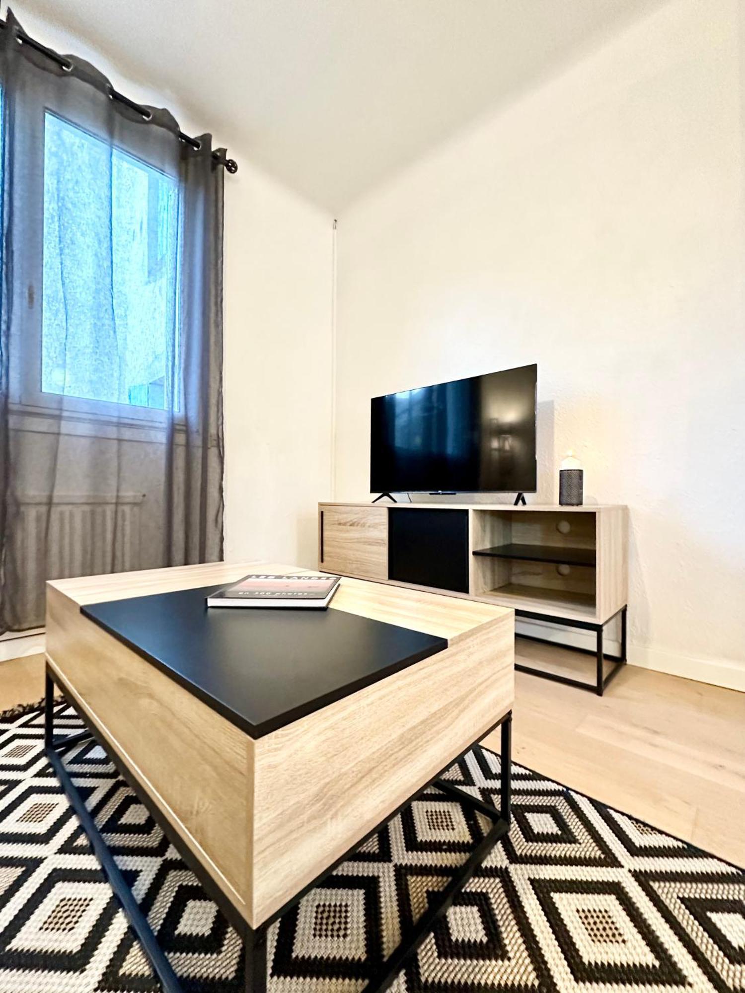 Apartment L'evasion - Centre-ville & Garage Prive