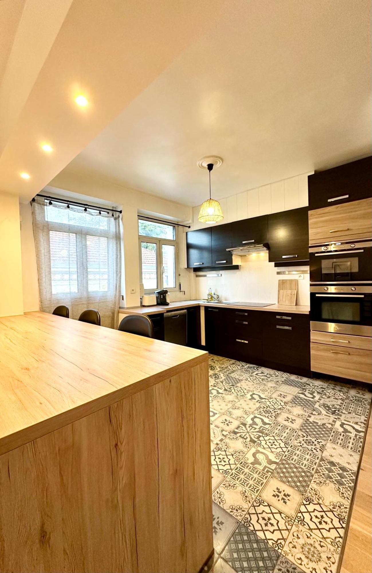 L'evasion - Centre-ville & Garage Prive Apartment Mont-de-Marsan