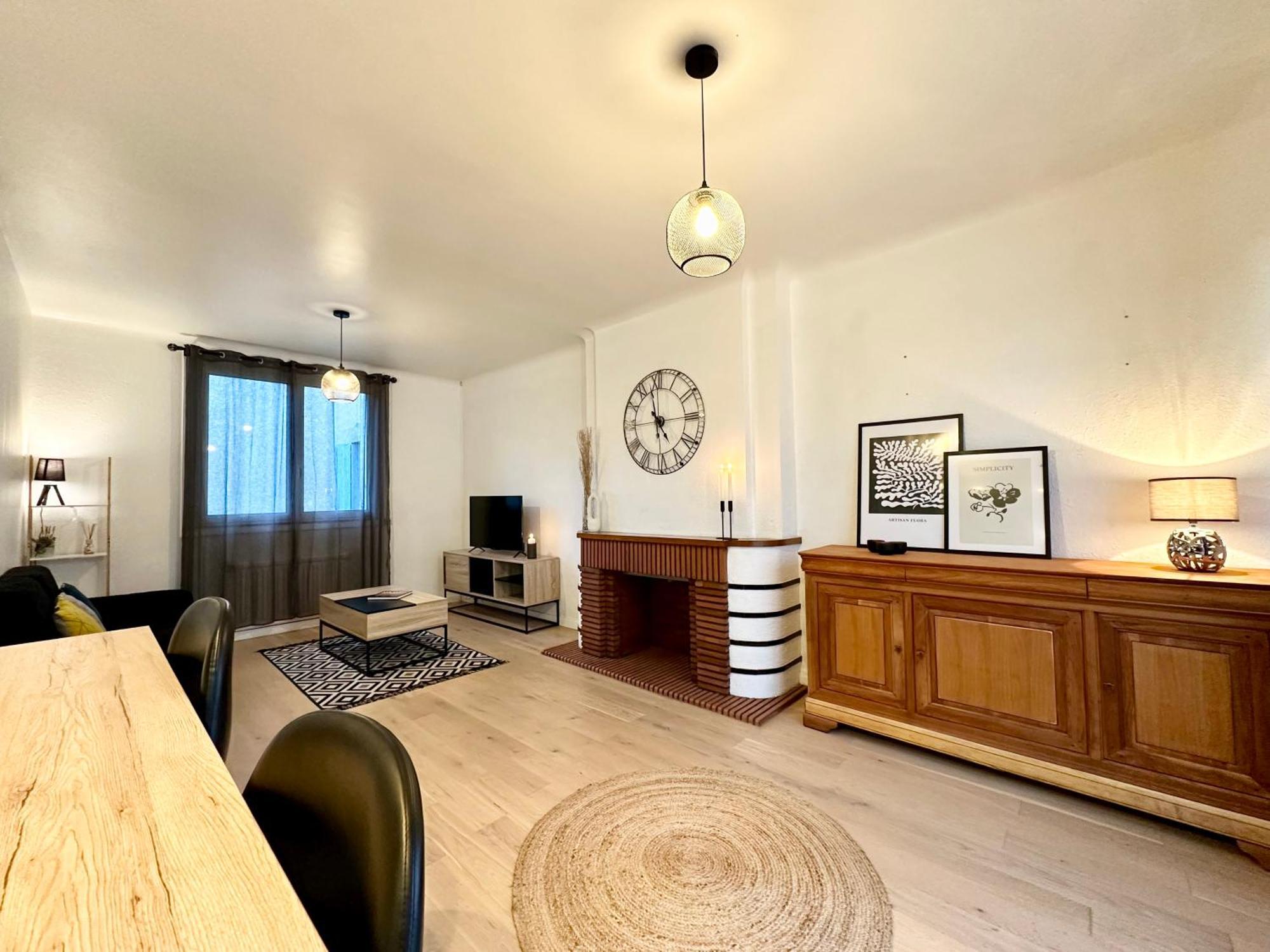 L'evasion - Centre-ville & Garage Prive Apartment *